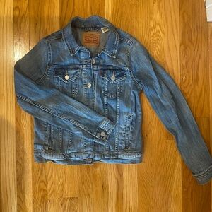 Levi’s Jean Jacket Small